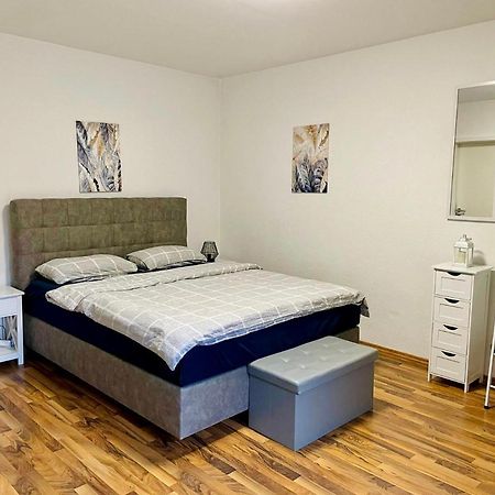 Easystay#1 Cozy Studio In Kliniknaehe, Mit Netflix,Kueche & Bad バート・エーンハウゼン エクステリア 写真